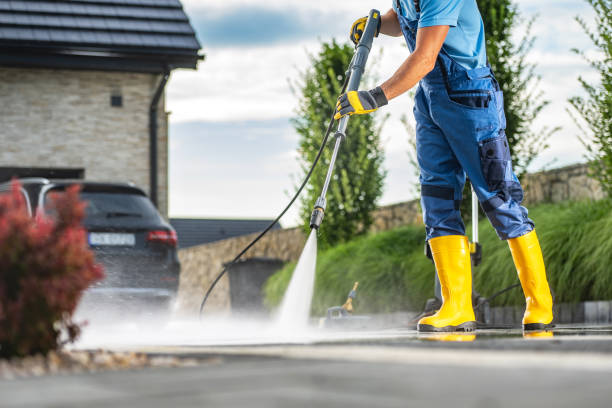 Best Sidewalk and Walkway Cleaning  in White City, OR